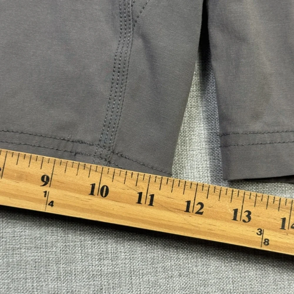Huk Fishing Cargo Shorts Mens 36 Gray Polyester Spandex Quick Dry 9
